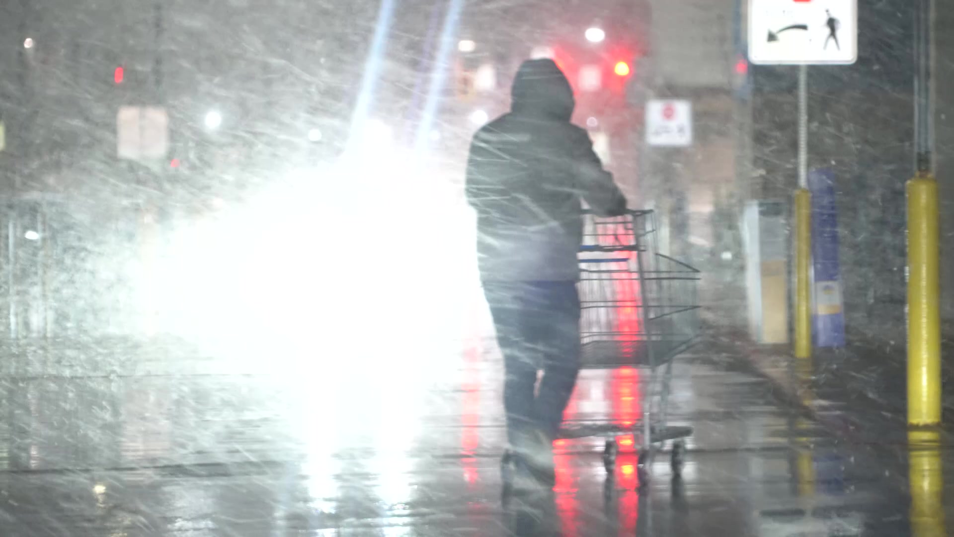 Intense Lake Effect Snow in La Porte, Indiana Creates Travel Nightmare