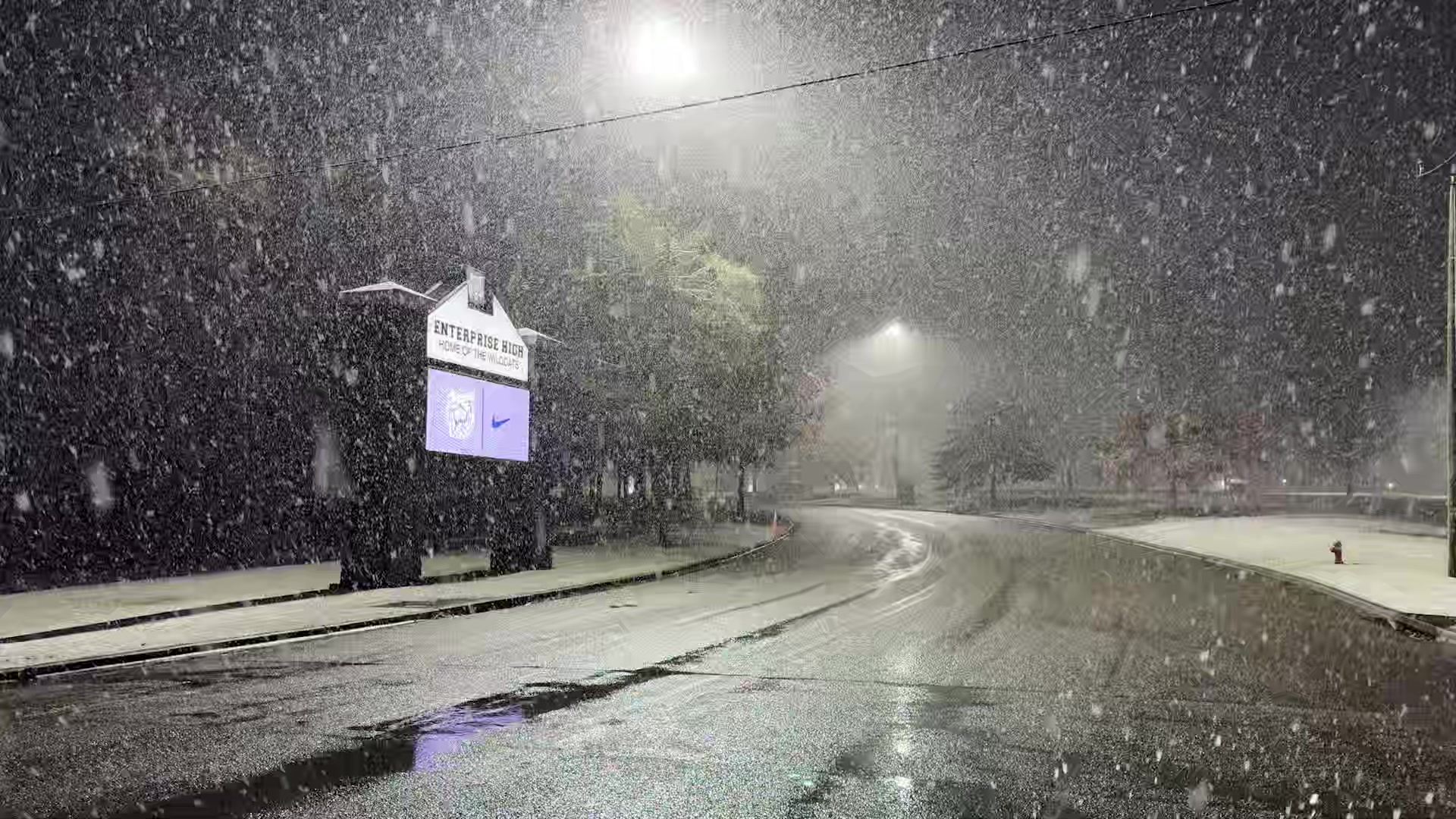 Snow Covers North Florida And Southern Alabama 1/18/2026