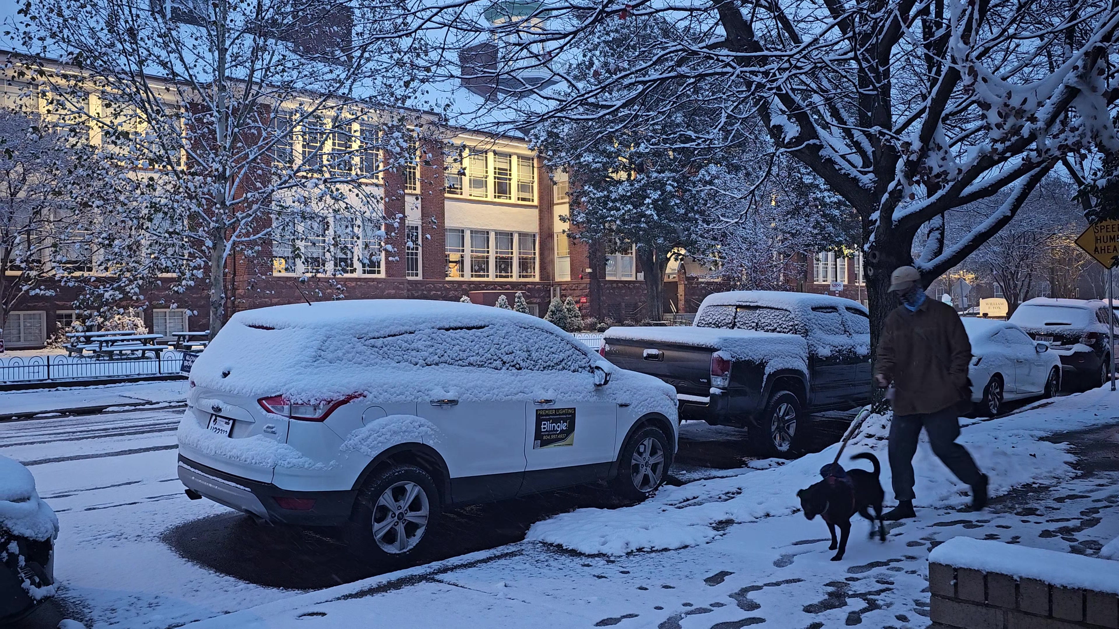 Early snow impacts Richmond, VA.